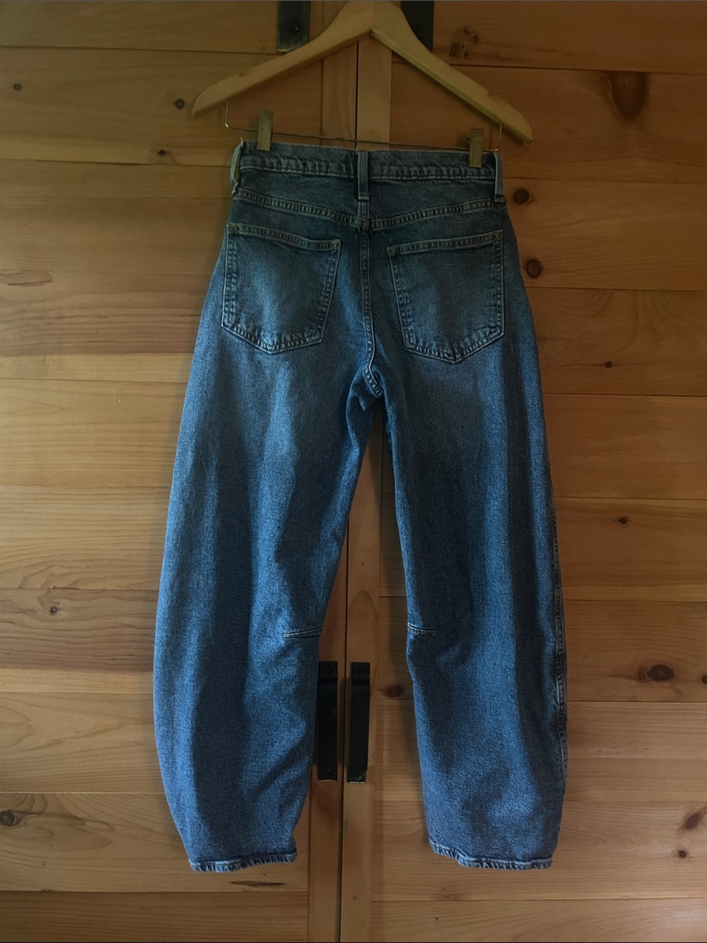 GAP Blue Denim Barrel Jeans - Picture 3 of 5